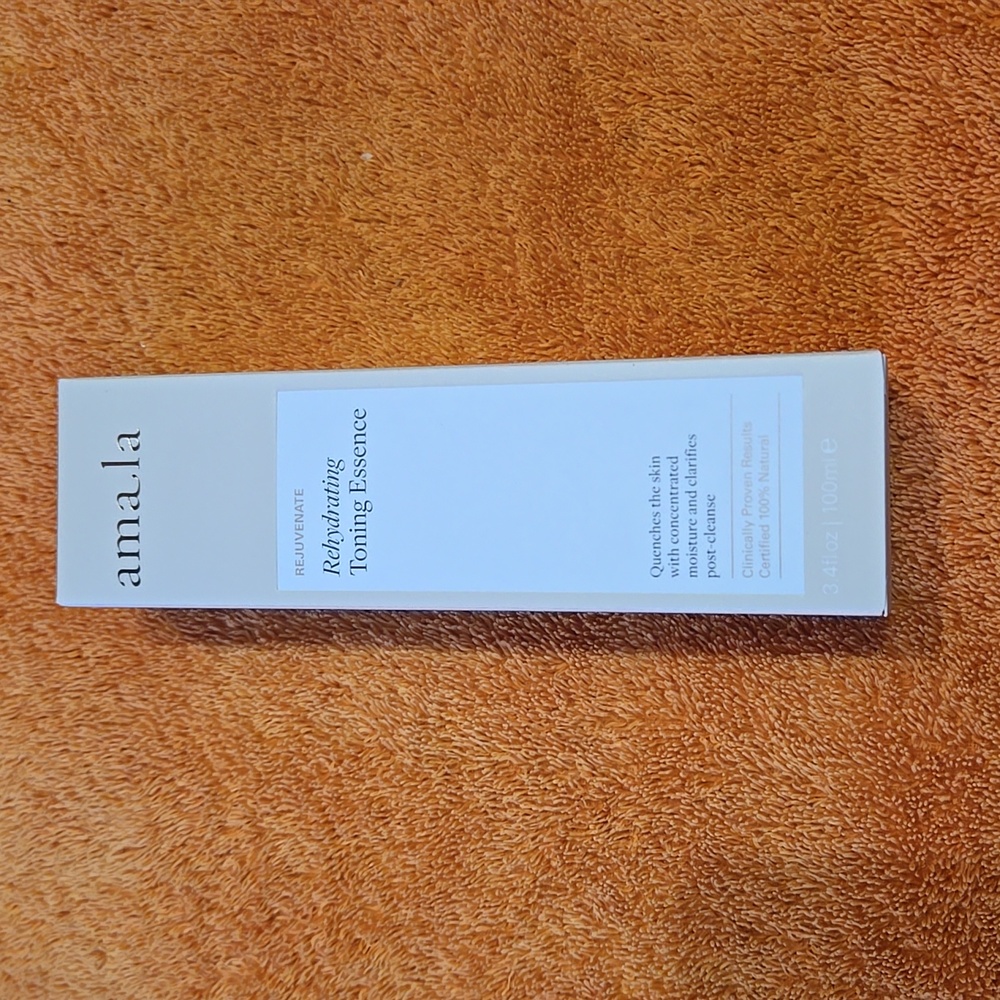Rehydrating Toning Essence